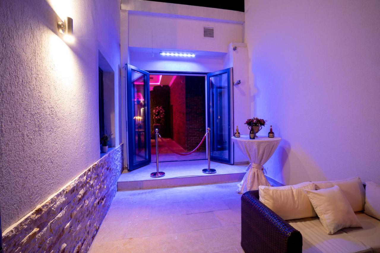 Hotel Casa Fiori Bucarest Exterior foto